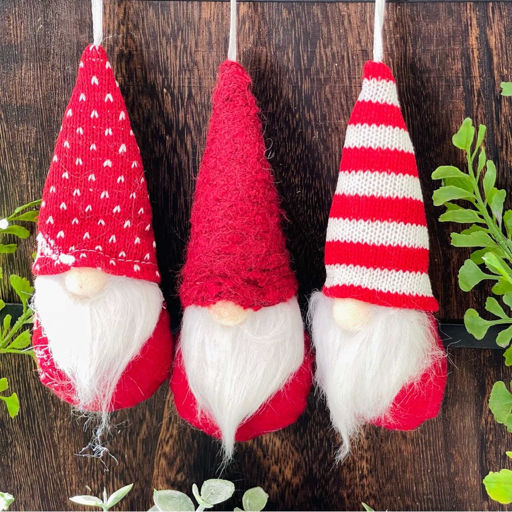 GNOME ornaments 3 RED HAT GNOMES Year round FESTIVE gift tags place setting - Picture 3 of 5